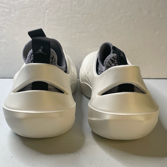 Jordan System 23 Mens Size 10 Convertable Sneaker Sandal Sail Color - Picture 7 of 12